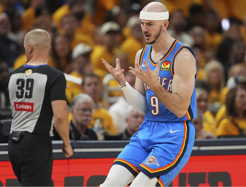 步行者碾压魔术，卡鲁索完成帽子戏法