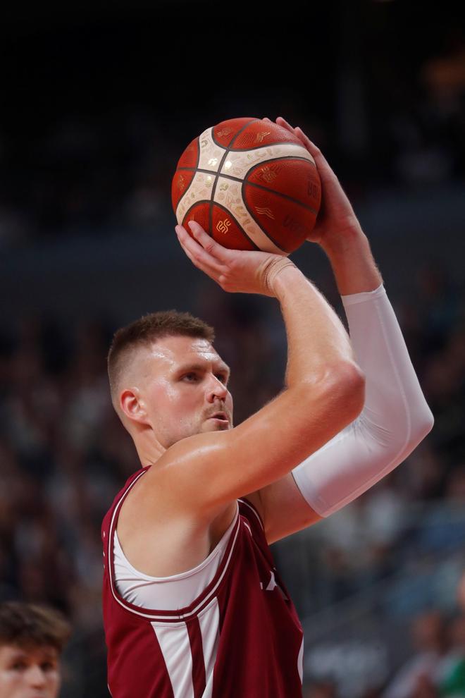 德国男篮险胜热火,波尔津吉斯完成帽子戏法的简单介绍 德国男篮险胜热火,波尔津吉斯完成帽子戏法的简单介绍