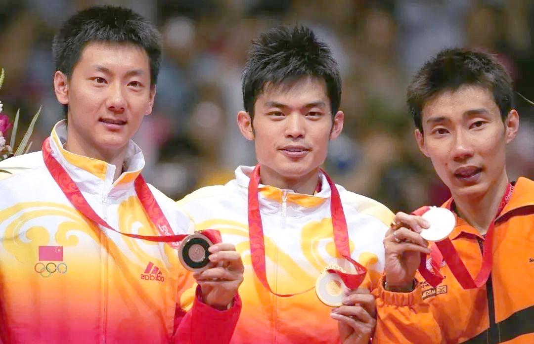 韩国羽毛球队碾压日本羽毛球队,李宗伟高光表现的简单介绍 韩国羽毛球队碾压日本羽毛球队,李宗伟高光表现的简单介绍