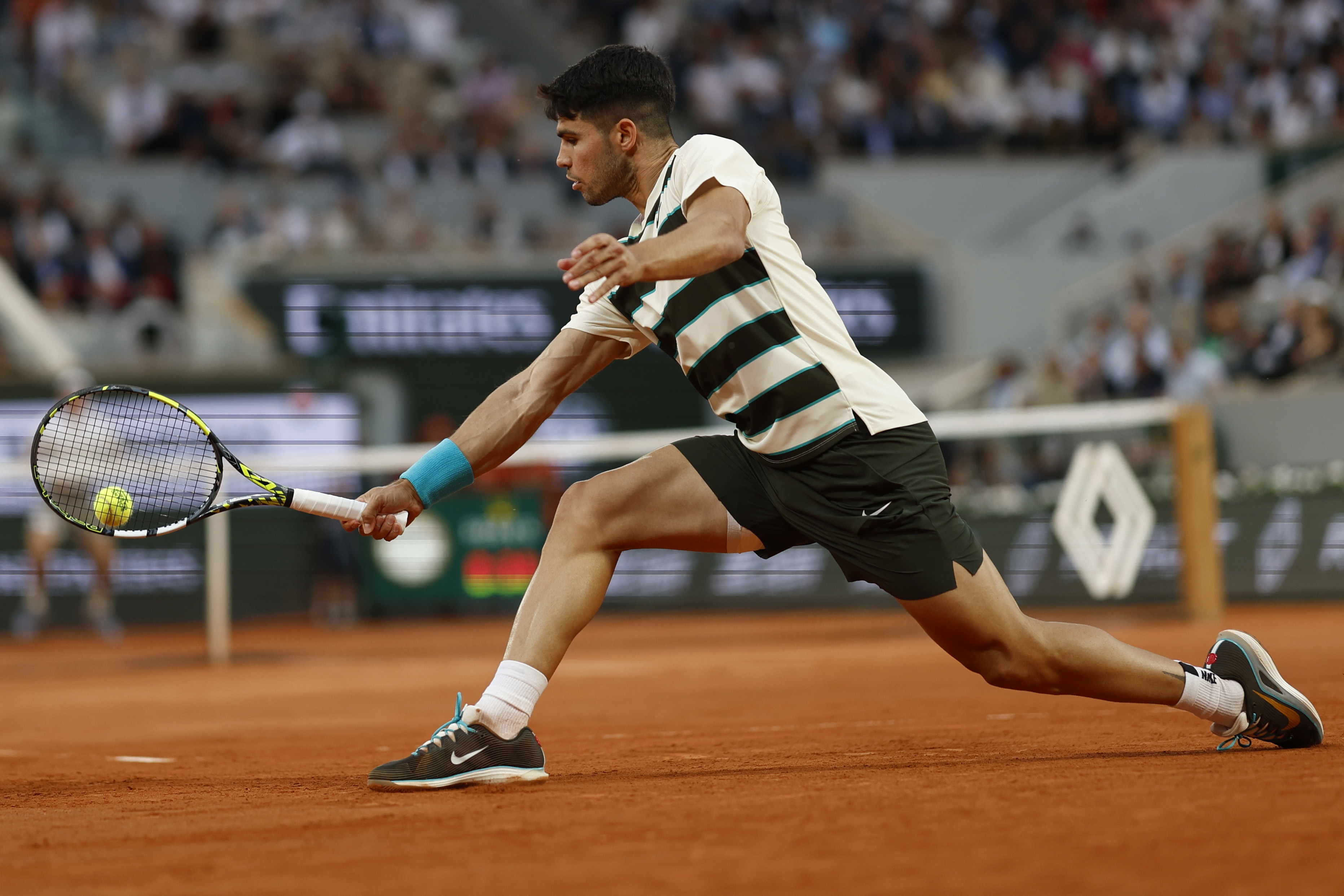 日本网球队鏖战美国网球队,阿尔卡拉斯爆发神勇的简单介绍 日本网球队鏖战美国网球队,阿尔卡拉斯爆发神勇的简单介绍