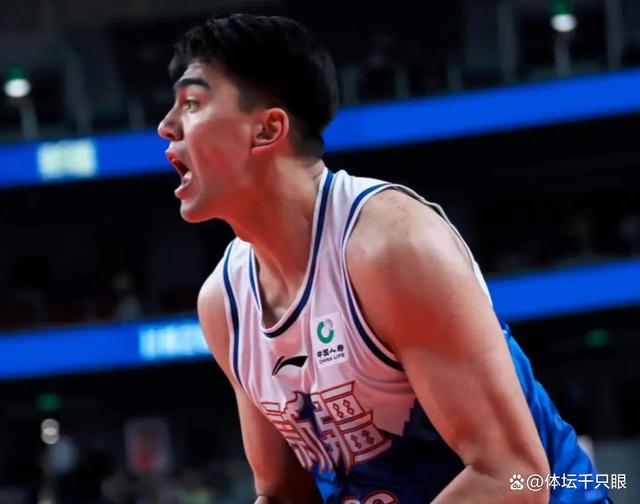 新疆男篮年轻球员崭露头角,场均得分破20的简单介绍 新疆男篮年轻球员崭露头角,场均得分破20的简单介绍