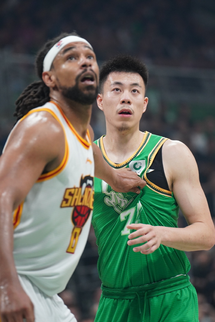 上海主场大胜,占据比赛主导权获得成功 上海主场大胜,占据比赛主导权获得成功