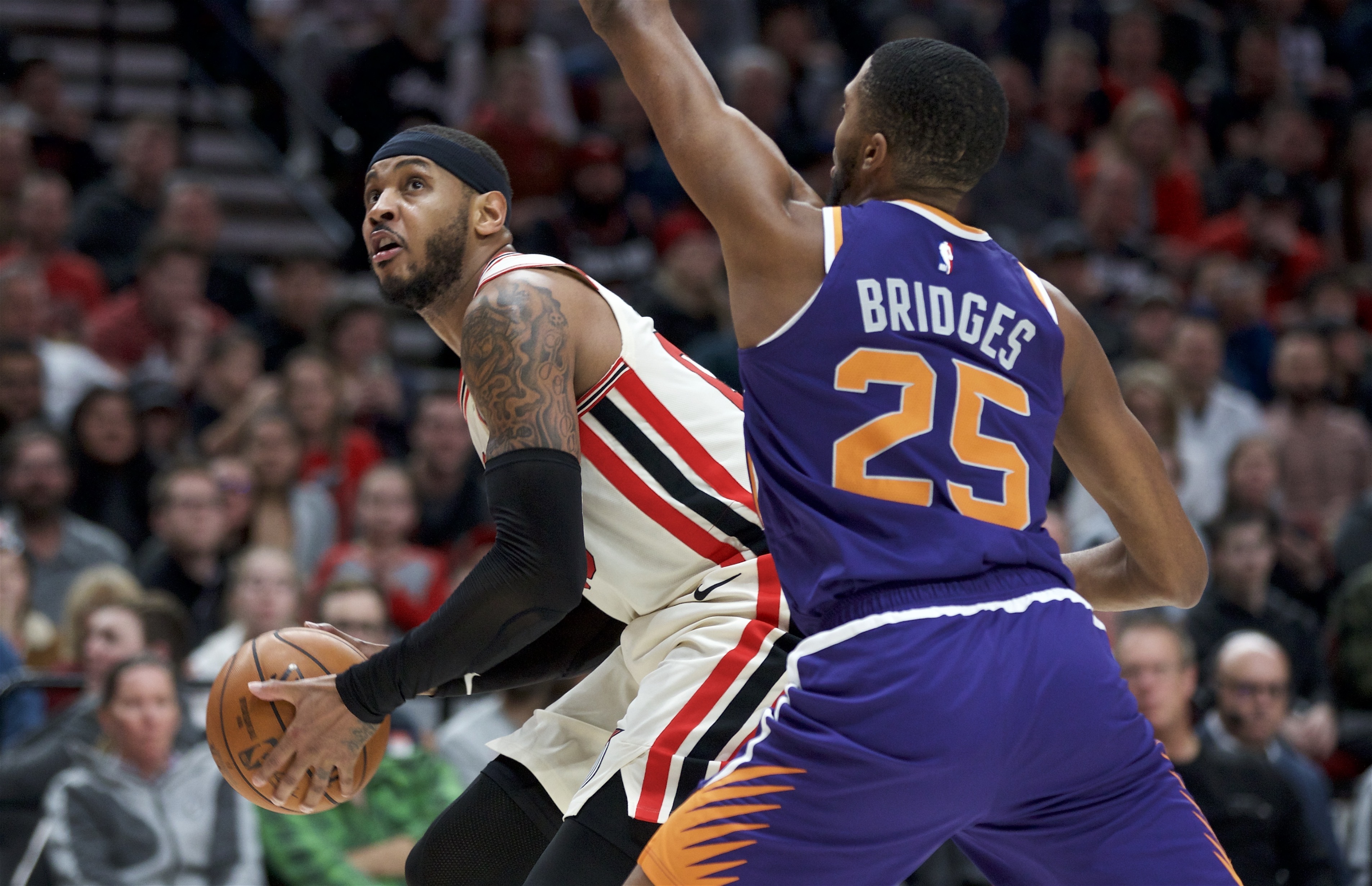 开拓者逆转魔术,主场取胜继续领跑赛季的简单介绍 开拓者逆转魔术,主场取胜继续领跑赛季的简单介绍