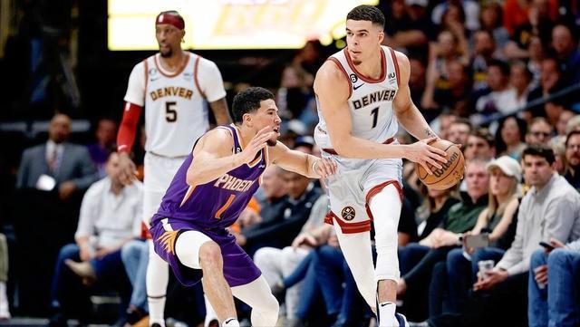 法国队碾压韩国队，马龙统治全场的简单介绍